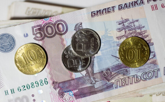 Экономист Делягин: Слабый рубль приведет к увеличению цен и уровня бедности