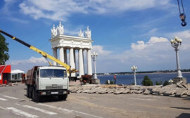 На нижней террасе набережной Волгограда установят 200 фонарей