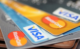 ВТБ продолжает обслуживание карт Visa и Mastercard в России
