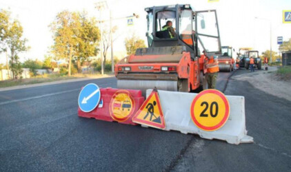 В Волгограде ремонтируется дорога по улице 51-й Гвардейской Дивизии